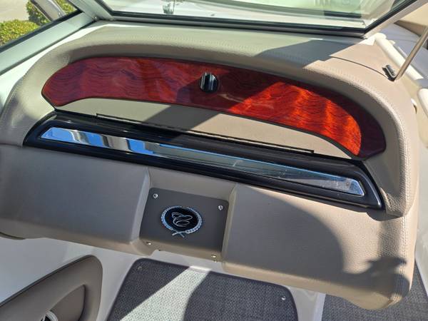 2024 Cobalt, dovoz USA — foto 12 z 12