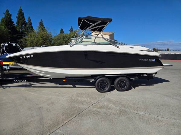 2024 Cobalt, dovoz USA — foto 5 z 12