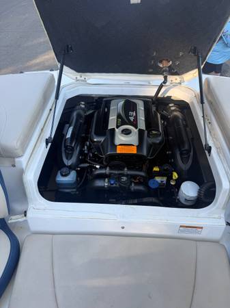 2013 Chaparral, dovoz USA — foto 7 z 10
