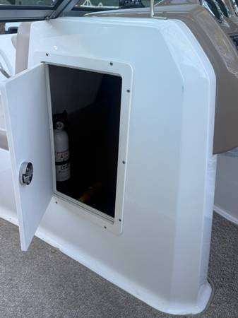 2013 Chaparral, dovoz USA — foto 8 z 10