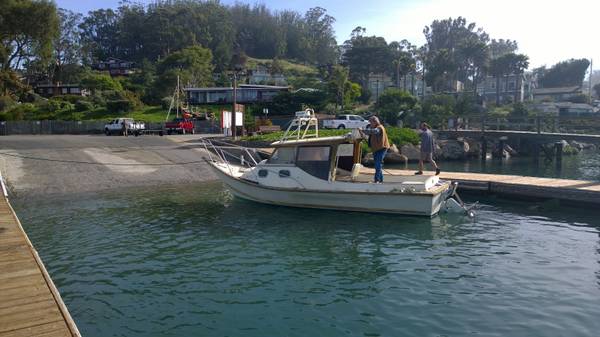 Bayliner, modrá, dovoz USA — foto 11 z 12