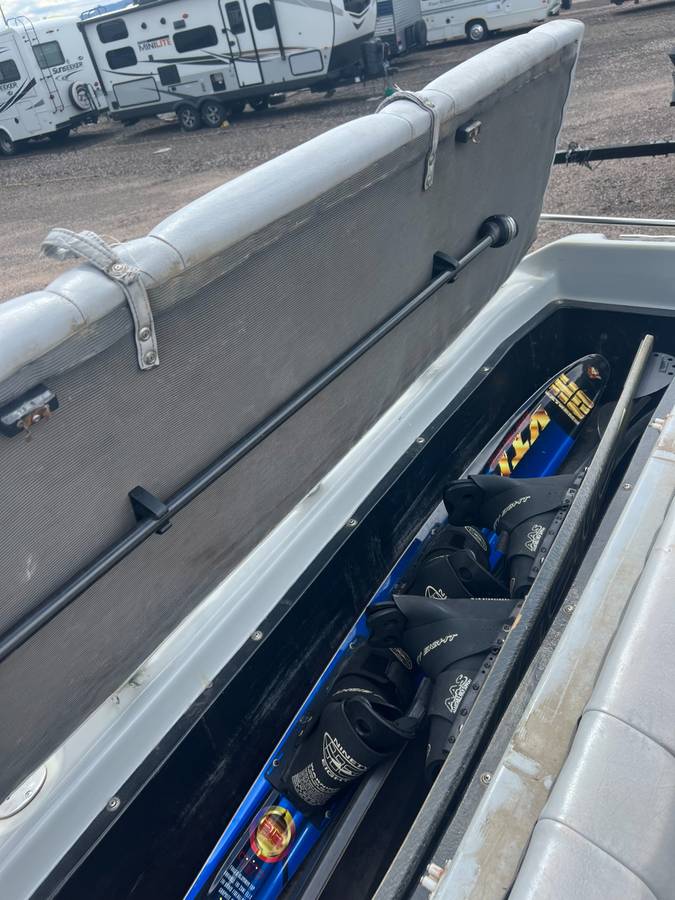 1988 Catalina, dovoz USA — foto 11 z 12