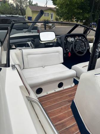 1989 MasterCraft, dovoz USA — foto 5 z 6
