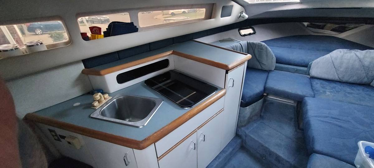 Bayliner, dovoz USA — foto 6 z 12