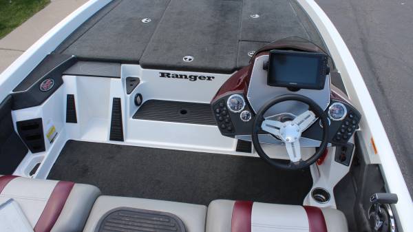 2015 Ranger, dovoz USA — foto 10 z 12