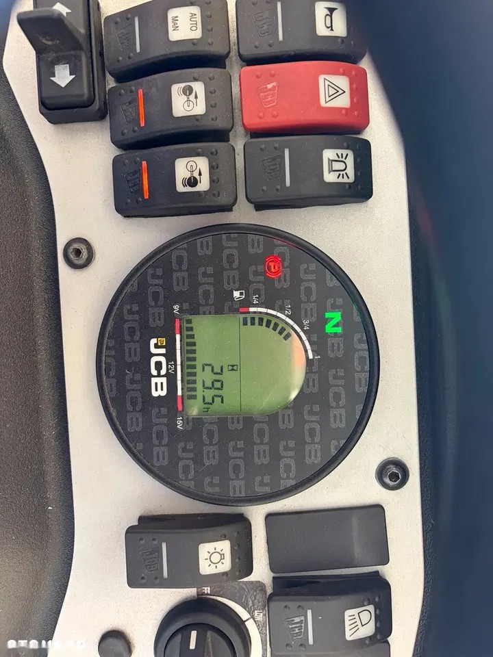 2025 JCB CT, 30 mth, dovoz Skladom v EÚ — foto 8 z 12