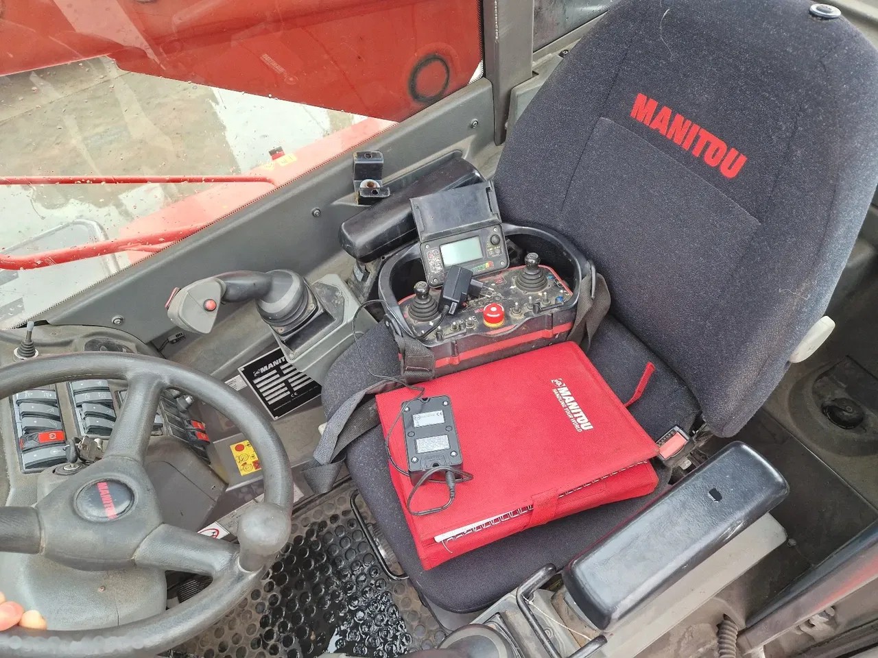 2018 Manitou MRT, 2 298 mth, dovoz Skladom v EÚ — foto 13 z 18