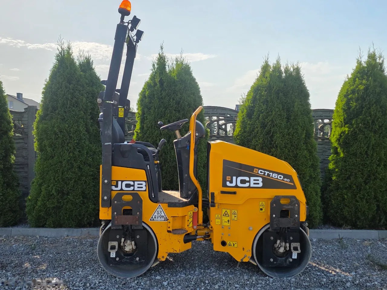 2019 JCB NETTO, 305 mth, dovoz Skladom v EÚ — foto 16 z 21