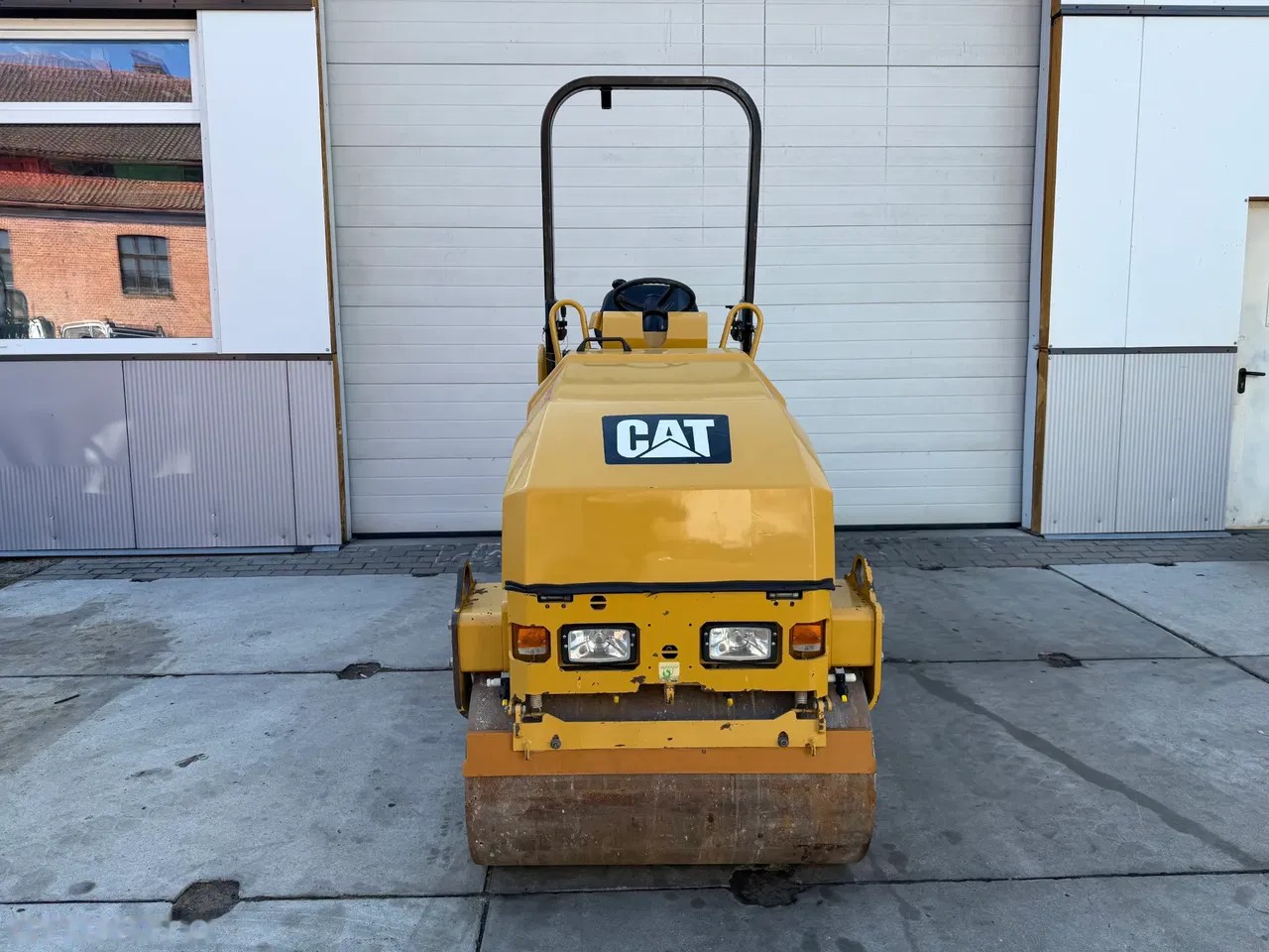 2019 Caterpillar CB1.8, 391 mth, dovoz Skladom v EÚ — foto 8 z 21