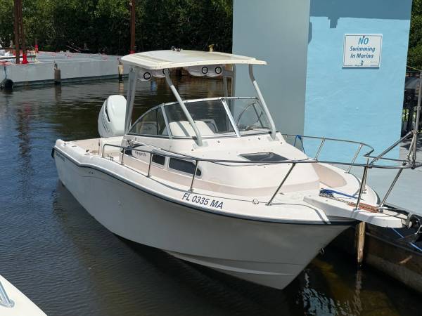 Grady-White, biela, dovoz USA — foto 4 z 12