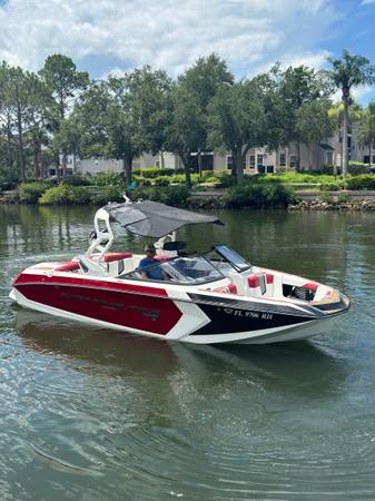 2017 Nautique, dovoz USA — foto 1