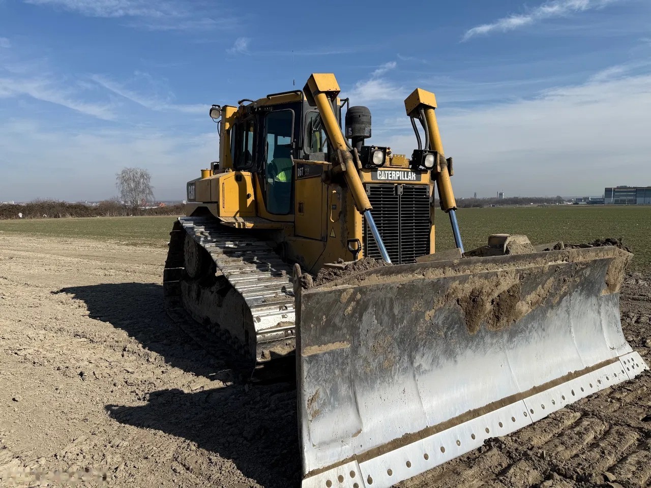 2008 Caterpillar D6 TXW, 19 486 mth, dovoz Skladom v EÚ — foto 1