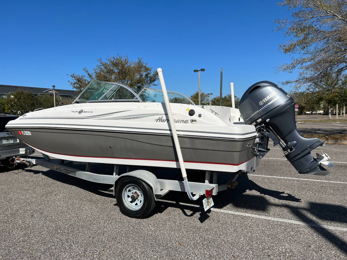 2015 Hurricane, dovoz USA — foto 4 z 12