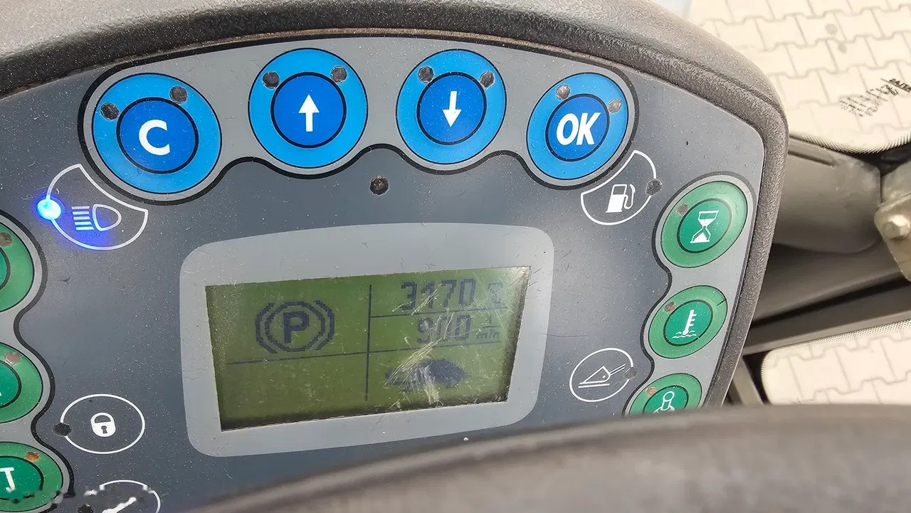 2012 Atlas AR, 2 960 mth, dovoz Skladom v EÚ — foto 10 z 20