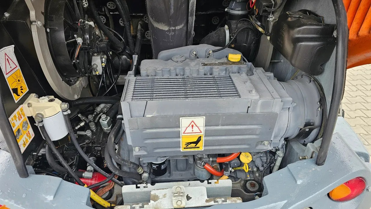 2012 Atlas AR, 2 960 mth, dovoz Skladom v EÚ — foto 8 z 20