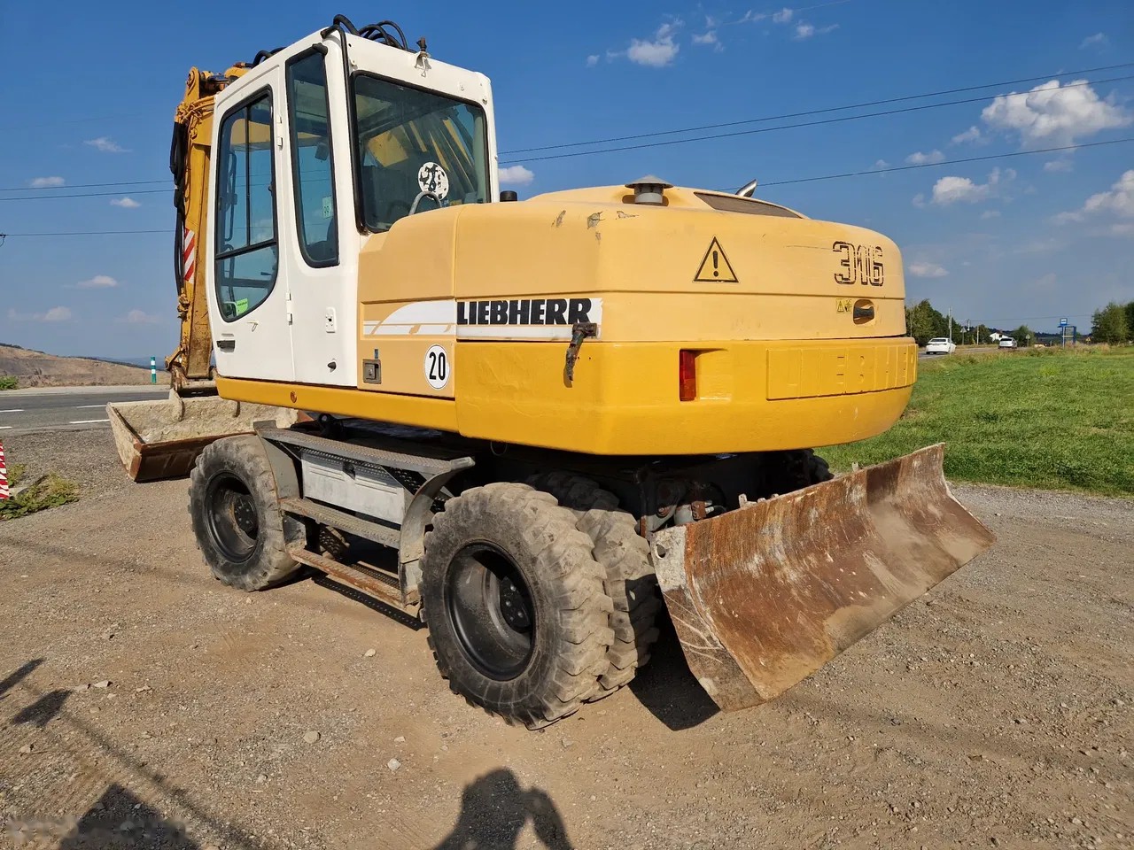2002 Liebherr 316, dovoz Skladom v EÚ — foto 2 z 7