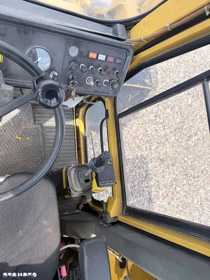 1992 Hanomag 33D, 10 273 mth, dovoz Skladom v EÚ — foto 14 z 14