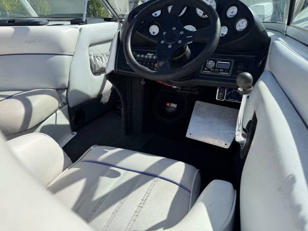 1998 Tige, dovoz USA — foto 9 z 9