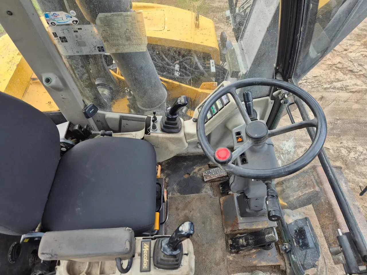 1999 Mecalac 12MXT, dovoz Skladom v EÚ — foto 8 z 12
