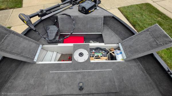 2004 Crestliner, dovoz USA — foto 4 z 11