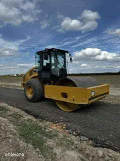 2018 Caterpillar CS64B, 6 599 mth, dovoz Skladom v EÚ — foto 4 z 10