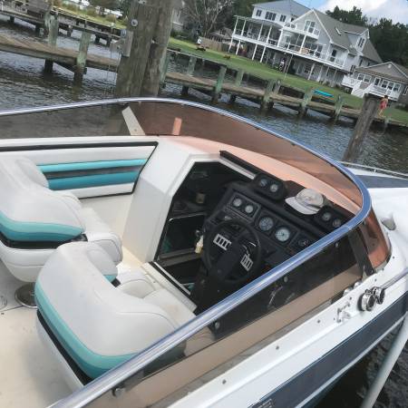 1987 Wellcraft, dovoz USA — foto 6 z 7