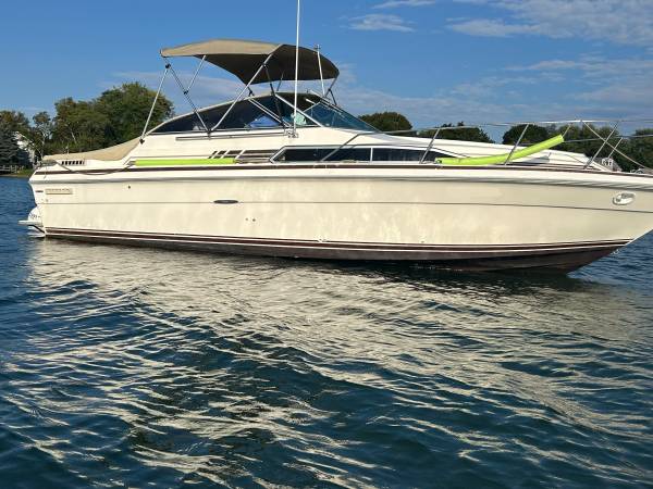Sea Ray, dovoz USA — foto 1 | AMECAR Sea Ray, dovoz USA — foto 1