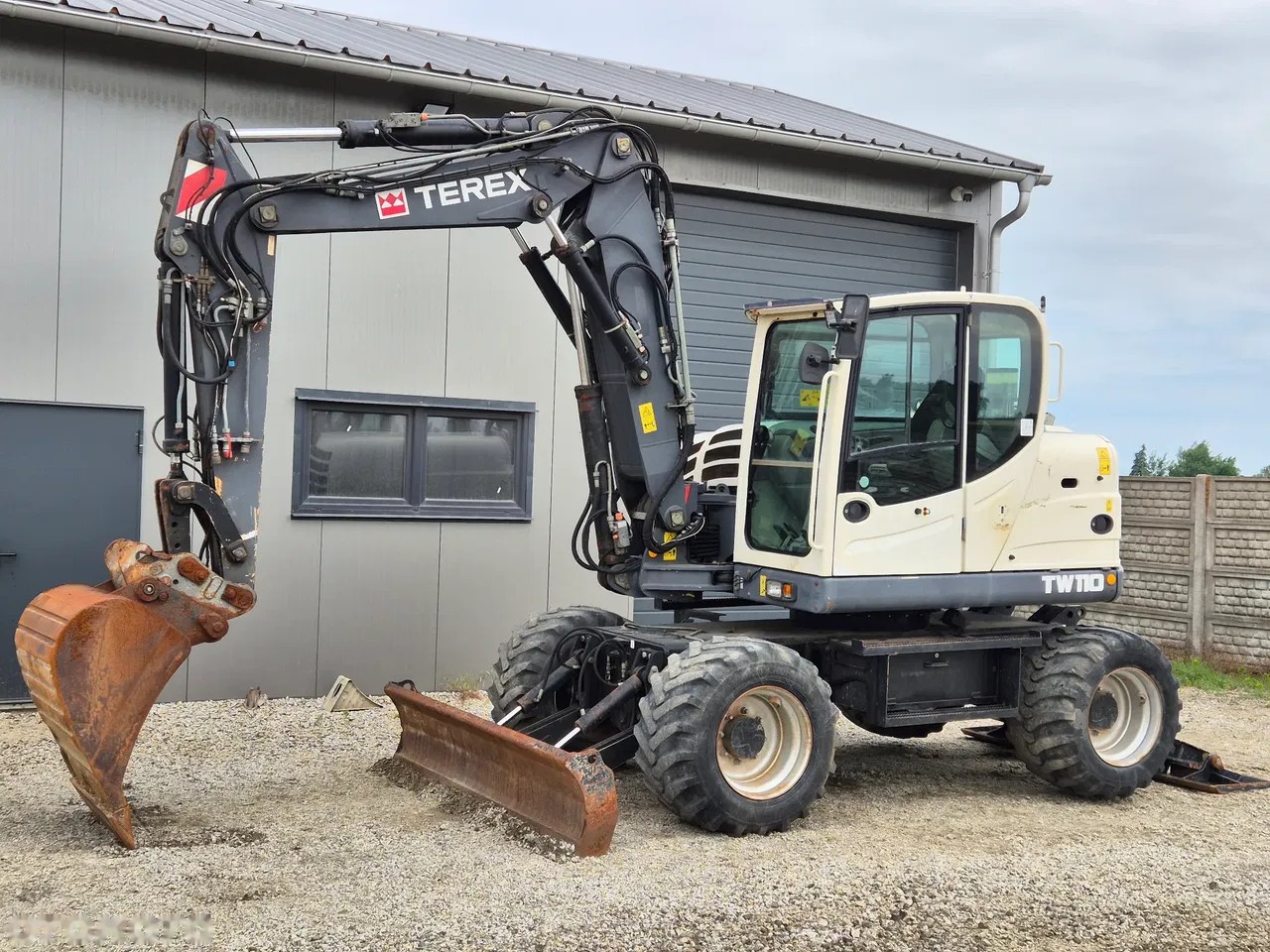 2014 Terex TW, 8 262 mth, dovoz Skladom v EÚ — foto 1 z 13 2014 Terex TW, 8 262 mth, dovoz Skladom v EÚ — foto 1 z 13