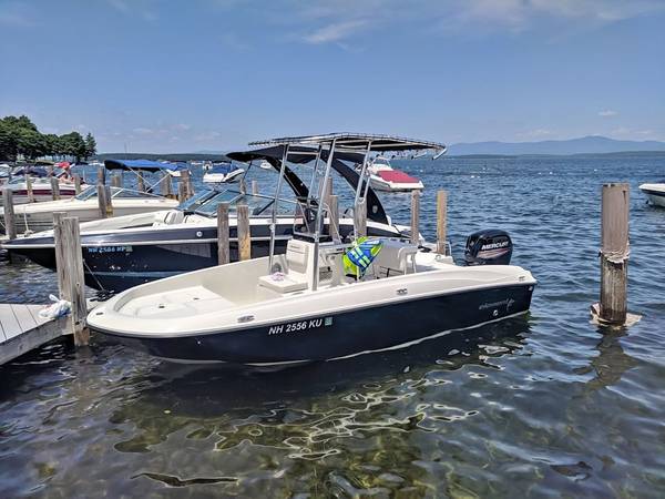 2019 Bayliner, dovoz USA — foto 1 z 4 2019 Bayliner, dovoz USA — foto 1 z 4