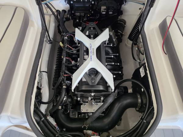 2025 Yamaha, dovoz USA — foto 10 z 12