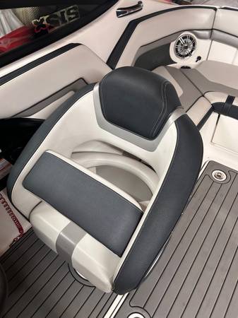 2015 Yamaha, dovoz USA — foto 12 z 12