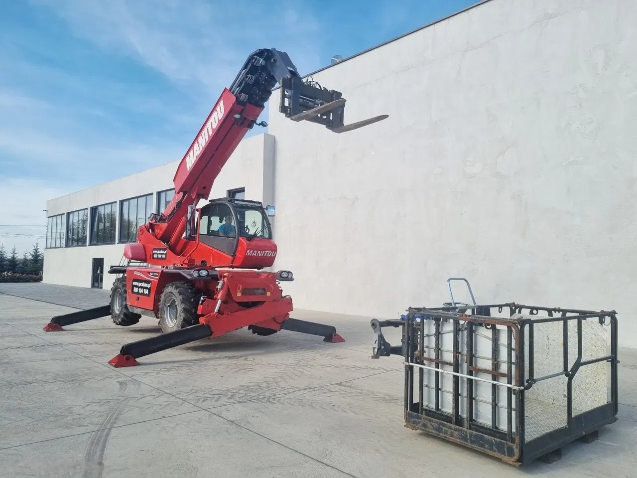 2016 Manitou 2150 Privilige +, 4 993 mth, dovoz Skladom v EÚ — foto 1 | AMECAR 2016 Manitou 2150 Privilige +, 4 993 mth, dovoz Skladom v EÚ — foto 1