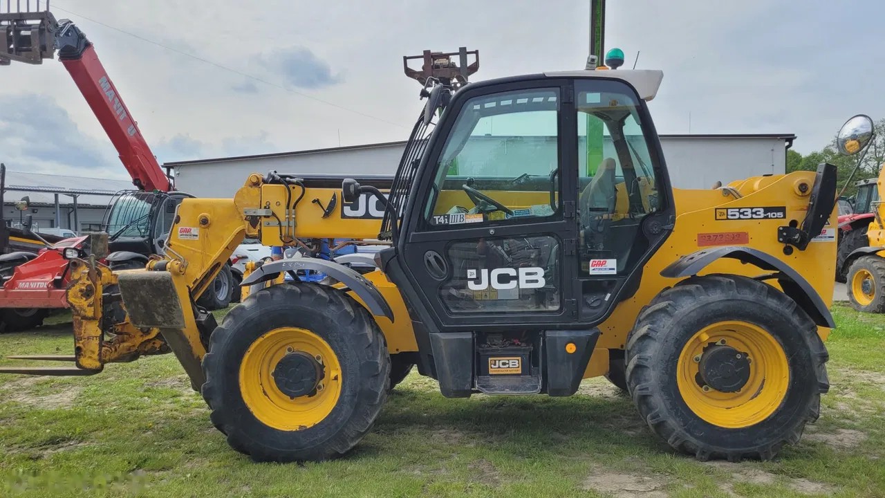 2016 JCB 533-105, 3 469 mth, dovoz Skladom v EÚ — foto 1 z 16 2016 JCB 533-105, 3 469 mth, dovoz Skladom v EÚ — foto 1 z 16