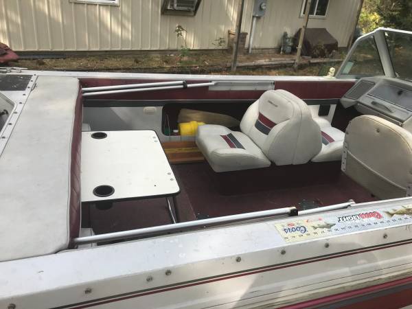 1994 Crestliner, dovoz USA — foto 5 z 12