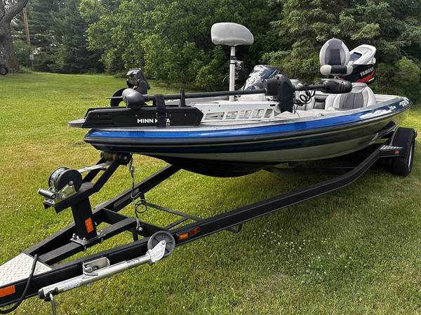 2012 Skeeter, dovoz USA — foto 4 z 12