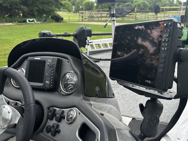 2012 Skeeter, dovoz USA — foto 8 z 12