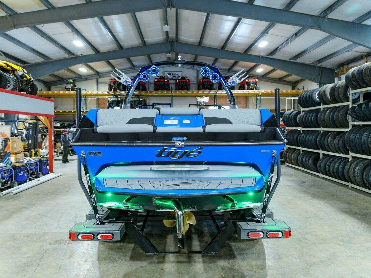 2019 Tige, dovoz USA — foto 8 z 8