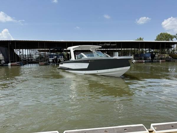 2021 MasterCraft, dovoz USA — foto 3 z 12