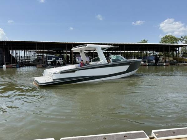 2021 MasterCraft, dovoz USA — foto 4 z 12