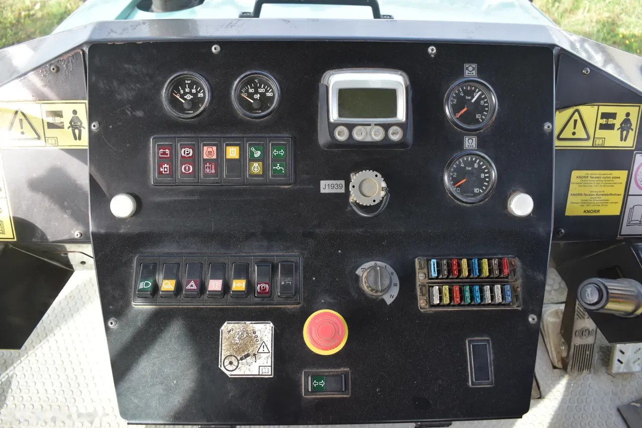 2012 Ammann AP 240, 7 573 mth, dovoz Skladom v EÚ — foto 11 z 14