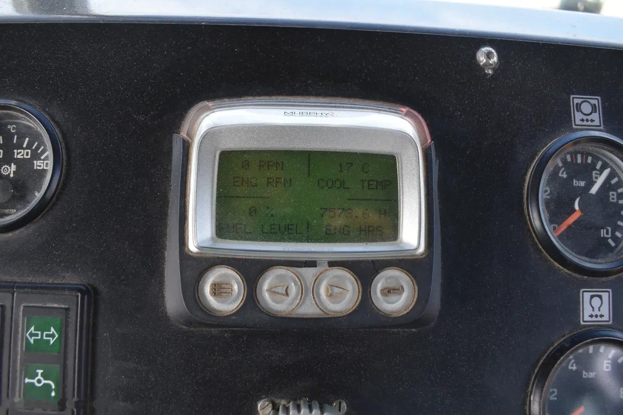2012 Ammann AP 240, 7 573 mth, dovoz Skladom v EÚ — foto 14 z 14