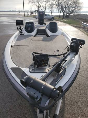 2014 Skeeter, dovoz USA — foto 2 z 10