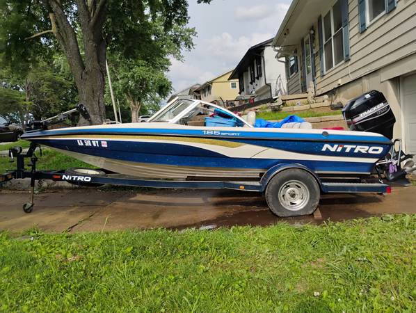 2002 Nitro, dovoz USA — foto 5 z 6