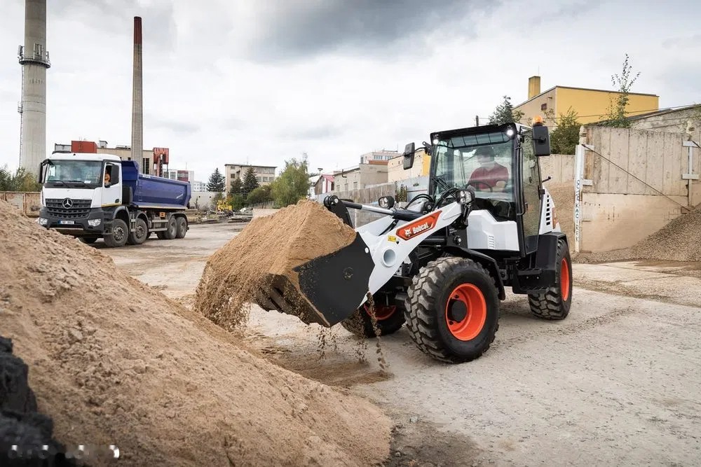 2026 Bobcat L85, dovoz Skladom v EÚ — foto 5 z 10