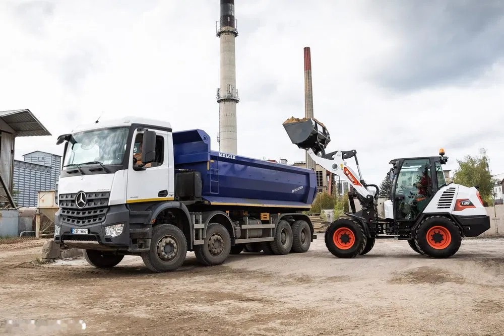 2026 Bobcat L85, dovoz Skladom v EÚ — foto 9 z 10