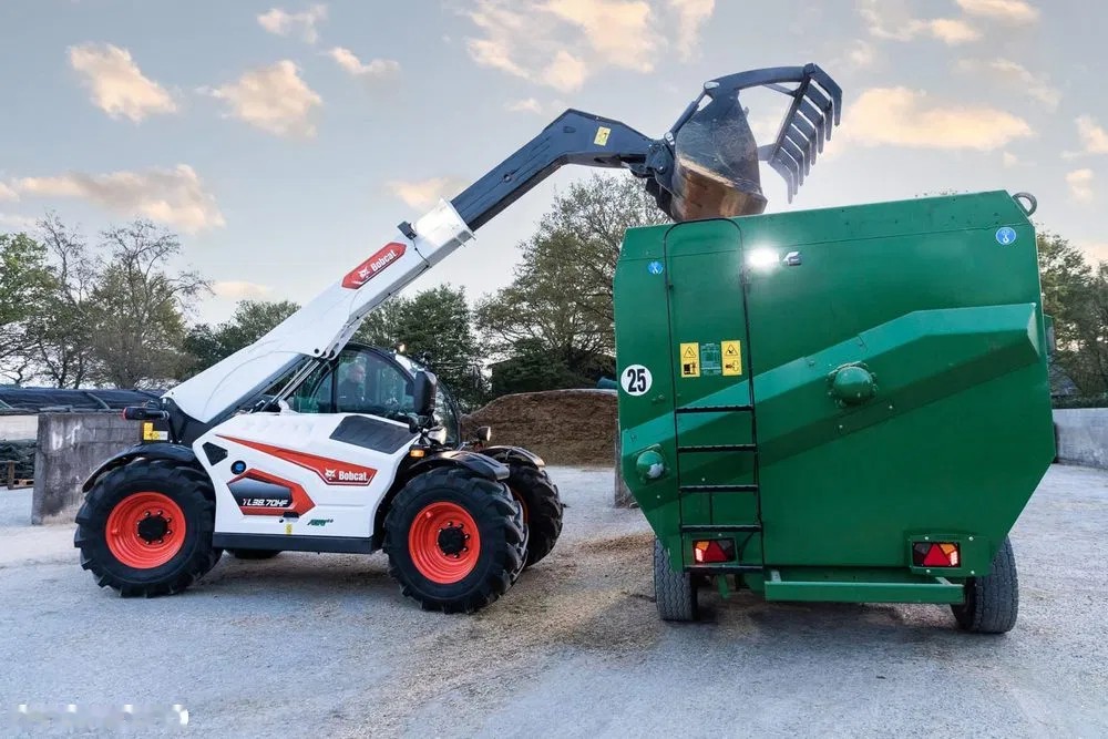 2026 Bobcat TL38.70HF, dovoz Skladom v EÚ — foto 1 | AMECAR 2026 Bobcat TL38.70HF, dovoz Skladom v EÚ — foto 1
