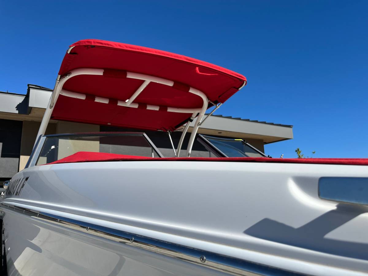 2021 Cobalt, dovoz USA — foto 5 z 12