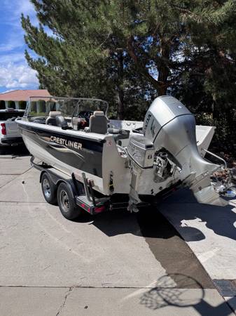 Crestliner, dovoz USA — foto 3 z 10