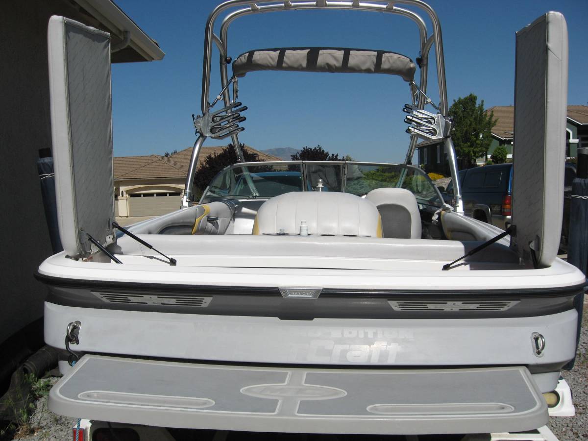 2005 MasterCraft, dovoz USA — foto 2 z 9