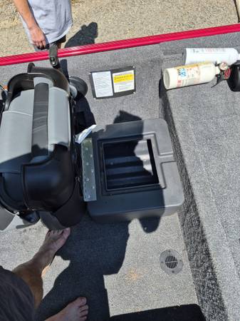 Tracker, dovoz USA — foto 6 z 12